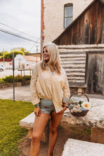 Load image into Gallery viewer, The Lainey Button Up Top
