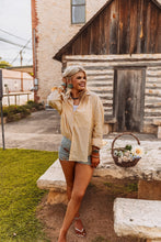 Load image into Gallery viewer, The Lainey Button Up Top
