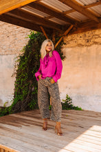 Load image into Gallery viewer, The Jagger Top in Magenta

