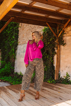 Load image into Gallery viewer, The Jagger Top in Magenta
