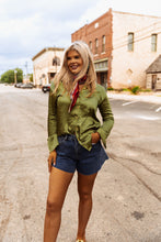 Load image into Gallery viewer, The Teagan Top in Cactus
