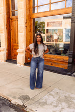 Load image into Gallery viewer, The Jett Top in Ash Mocha
