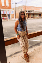 Load image into Gallery viewer, The Dakota Denim Vest
