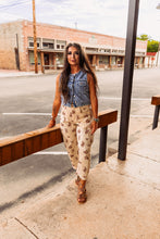 Load image into Gallery viewer, The Dakota Denim Vest
