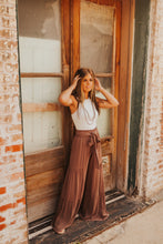 Load image into Gallery viewer, The Bodhi Pants in Brown

