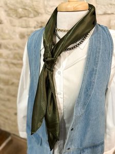 35x35 Wild Rag