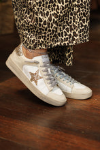 Load image into Gallery viewer, The Super Star Sneaker in Beige
