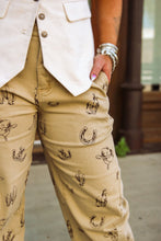 Load image into Gallery viewer, The Bonnie Jeans
