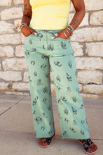 Load image into Gallery viewer, The Braun Jeans
