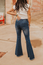 Load image into Gallery viewer, The Butler Jeans
