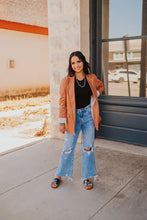 Load image into Gallery viewer, The Hetty Crop Jeans
