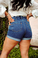 Load image into Gallery viewer, The McKay Denim Shorts in Dark Wash
