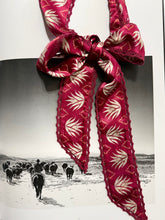 Load image into Gallery viewer, Sippin’ On Stardust Twilly
