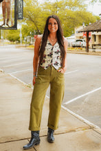Load image into Gallery viewer, The Burdett Vest
