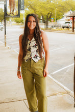 Load image into Gallery viewer, The Burdett Vest
