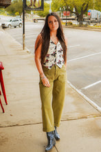 Load image into Gallery viewer, The Burdett Vest
