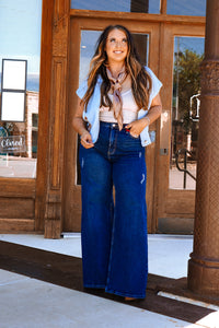The Halyn Cardigan in Blue