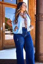 Load image into Gallery viewer, The Halyn Cardigan in Blue
