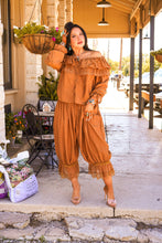 Load image into Gallery viewer, The Betty Top
