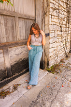 Load image into Gallery viewer, The Robin Wide Leg Pants in Teal
