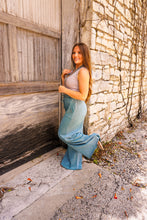 Load image into Gallery viewer, The Robin Wide Leg Pants in Teal
