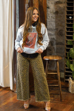 Load image into Gallery viewer, The Lannon Leopard Bottoms
