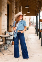 Load image into Gallery viewer, The Shorty Top in Light Blue
