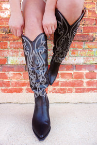The Bandera Boots in Black