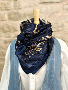 35x35 Wild Rag