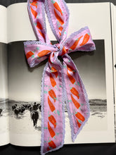 Load image into Gallery viewer, Chili Twilly
