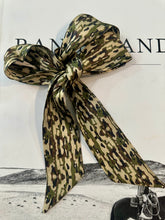 Load image into Gallery viewer, Classic Camo Silk Twilly
