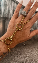 Load image into Gallery viewer, Bitty Hand Chain
