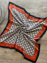 Load image into Gallery viewer, Luxe Chain Scarf
