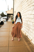 Load image into Gallery viewer, The Beisel Tie Sweater in Ivory
