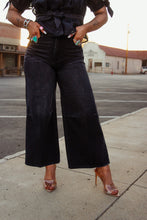 Load image into Gallery viewer, The Shadow Creek Jeans
