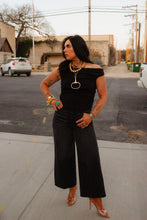 Load image into Gallery viewer, The Everly Top in Black
