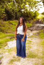 Load image into Gallery viewer, The Dever Pants
