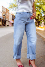 Load image into Gallery viewer, The Marren Barrel Jeans

