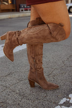 Load image into Gallery viewer, The Desert Dawn Boots

