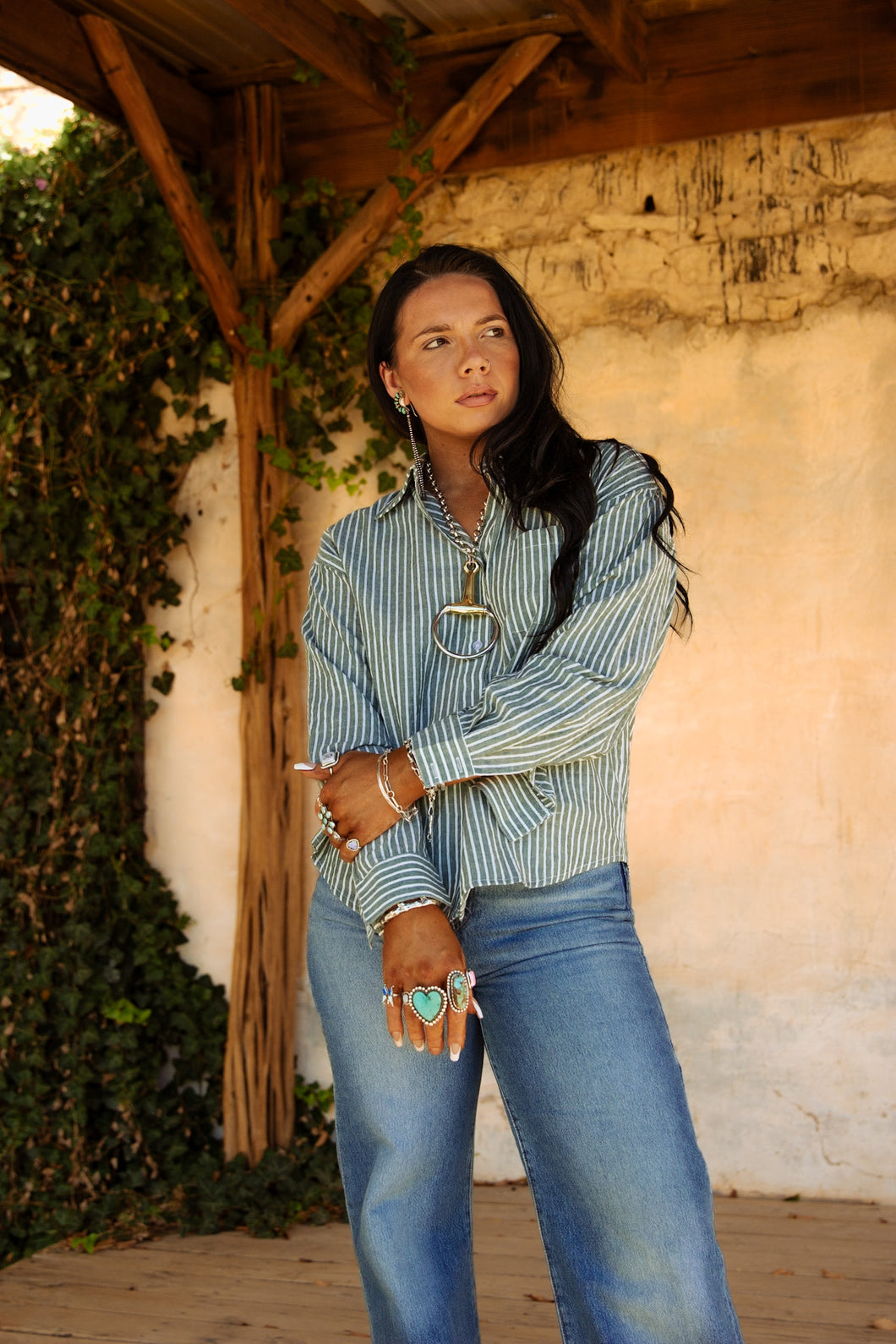 The Charis Top