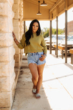 Load image into Gallery viewer, The Shiloh Top in Green
