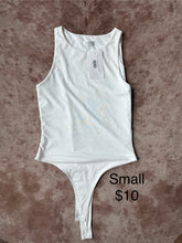 Load image into Gallery viewer, SALE 52. White Bodysuit / SZ SMALL
