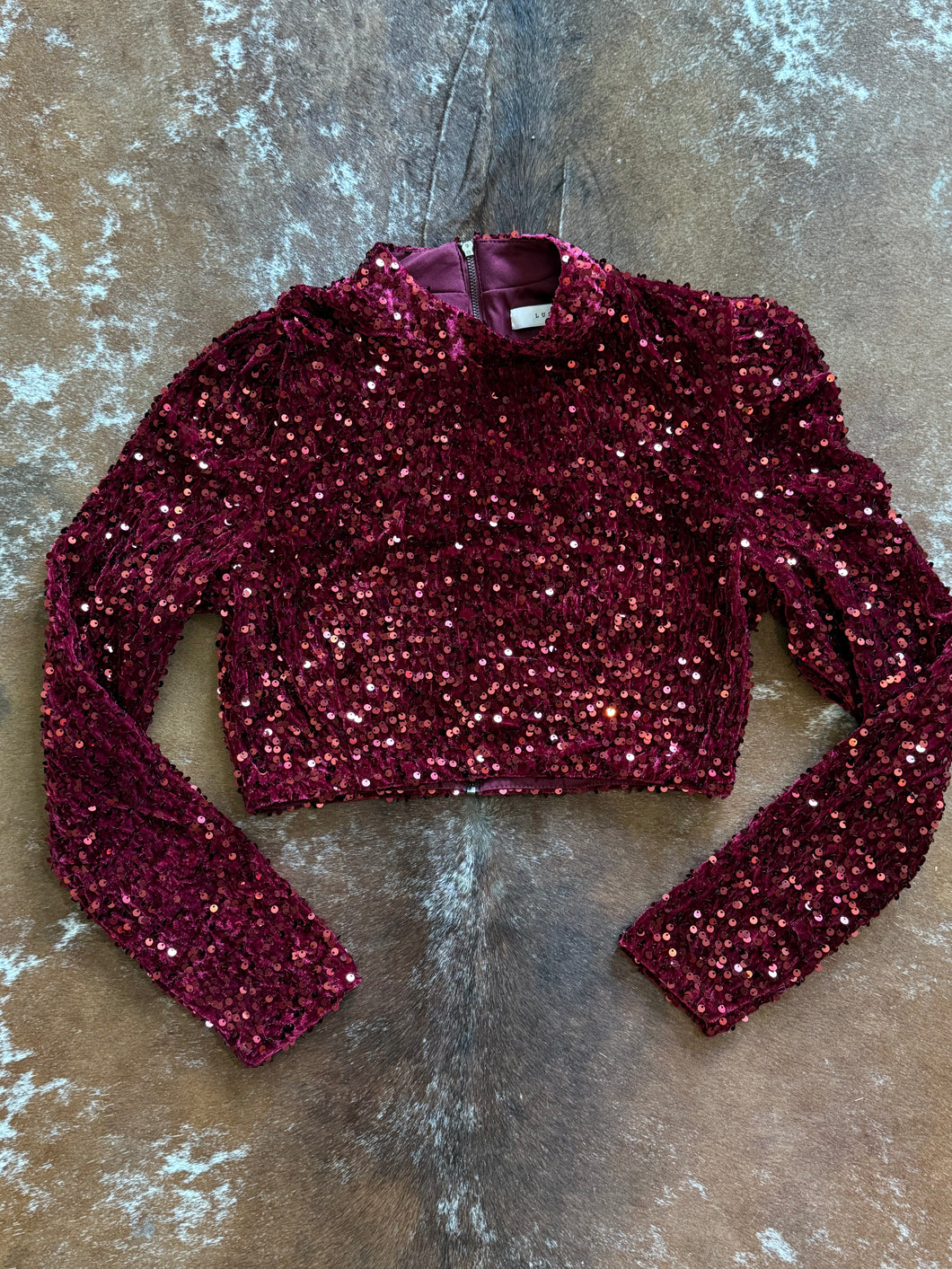 SALE 41. Wine Sequin Top / SZ Medium