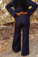 Load image into Gallery viewer, The Desert Shadow Jeans
