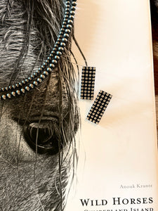 The Pearl Earrings