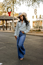 Load image into Gallery viewer, The Western Whimsy Top in Green
