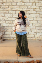 Load image into Gallery viewer, The Dusty Trails Pants in Olive
