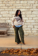 Load image into Gallery viewer, The Dusty Trails Pants in Olive

