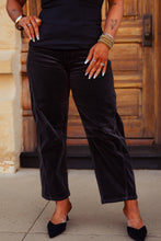 Load image into Gallery viewer, The Blackjack Barrel Jeans
