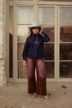 Load image into Gallery viewer, The Saddle Rag Indigo Top
